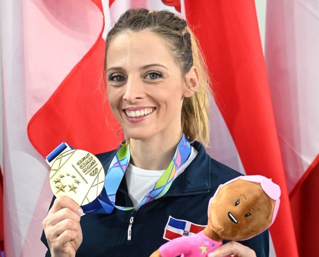 Dimitrova Gana Oro y Equipo Masculino de Kata Obtiene Plata en Karate One Serie A