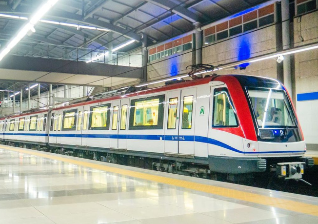 Ciudadano Alemán Estable Tras Caer a las Vías del Metro de Santo Domingo