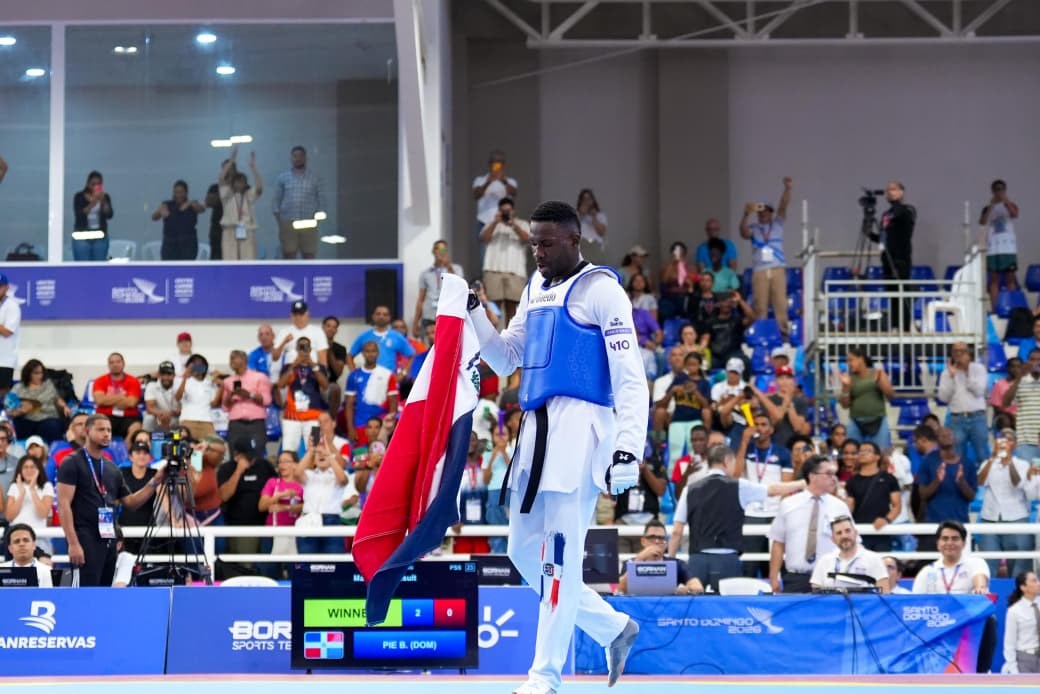 Bernardo Pie Gana su Tercer Oro Centroamericano Pese a una Lesión
