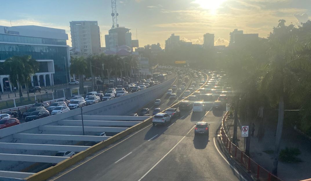 El Distrito Nacional Supera su Población con Casi Dos Millones de Vehículos Registrados