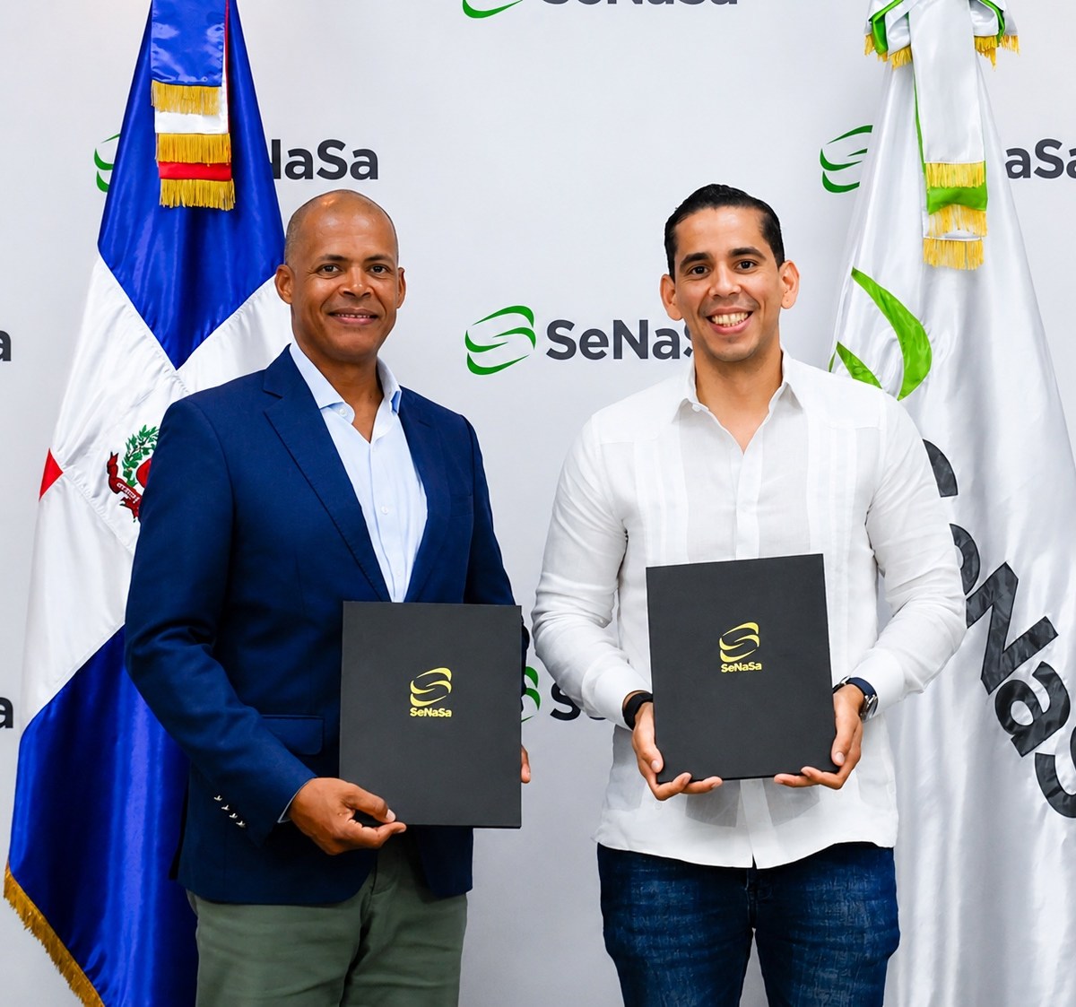 Acuerdo de Cooperación entre la Academia Félix Sánchez y Senasa para el Bienestar de Atletas
