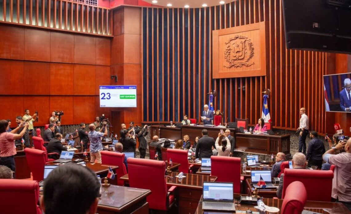El Senado aprueba modificaciones a la Ley Orgánica de la Policía Nacional para su modernización
