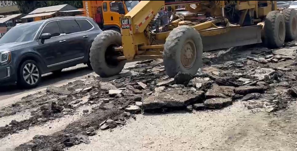 Autoridades Comienzan Rehabilitación de Vía Principal en Hato Nuevo por Peticiones Ciudadanas