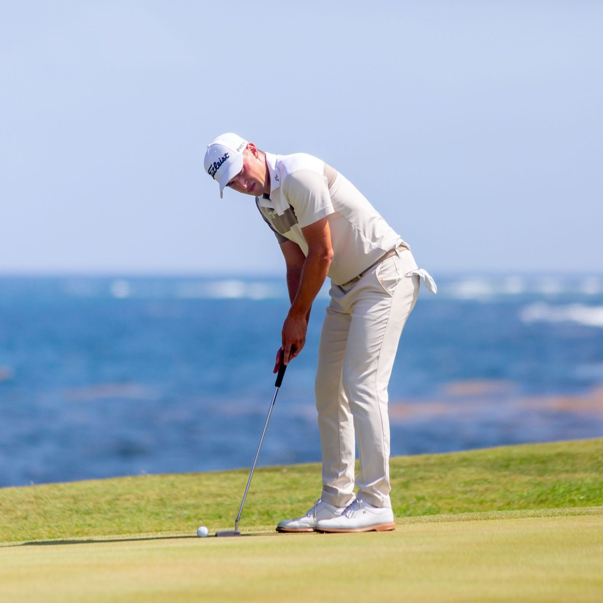 Todd Clements Encabeza el Campeonato Corales Puntacana del PGA TOUR