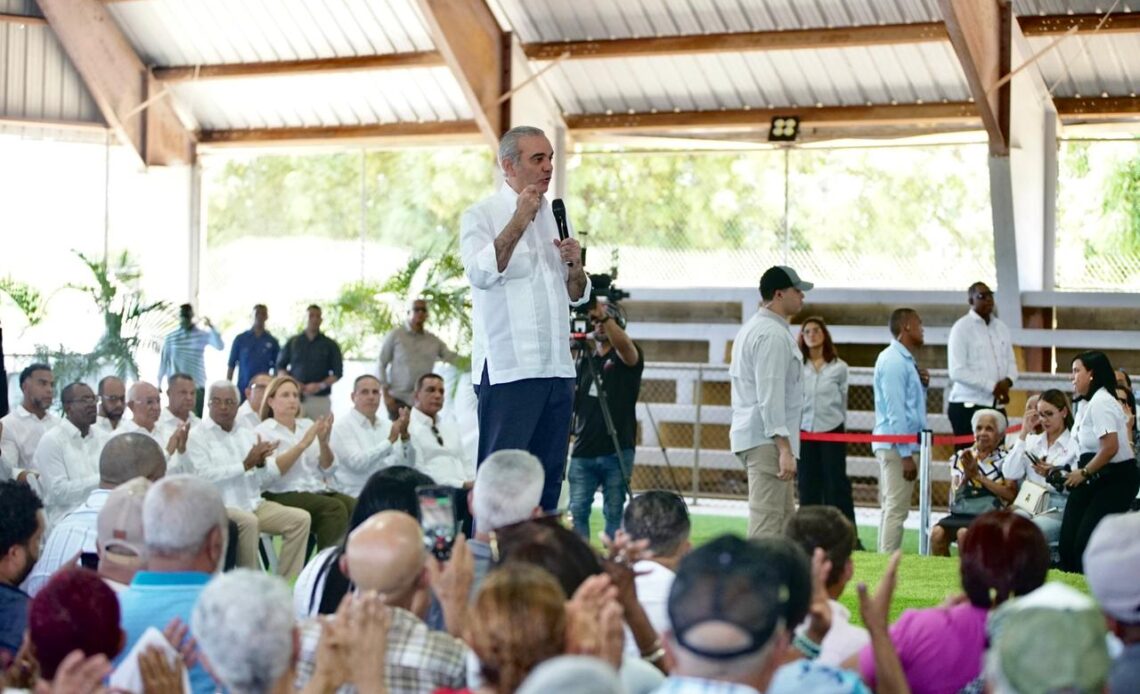 Presidente Abinader Condena Muerte de Joven en Herrera y Demanda Sanción Ejemplar para Agente Implicado