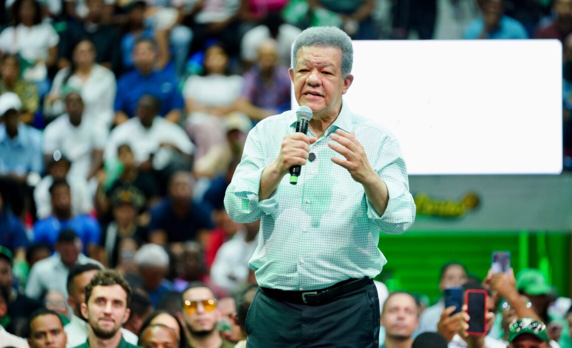 Leonel Fernández Cuestiona Reforma Policial Tras Fallecimiento de Darlin Mercado Reyes