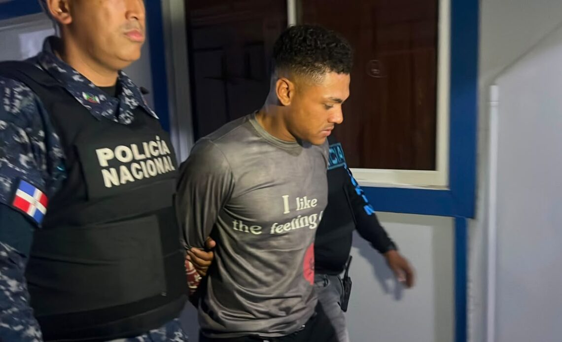 Presunto Responsable de Homicidio de Adolescente de 17 Años en Santiago se Entrega a las Autoridades