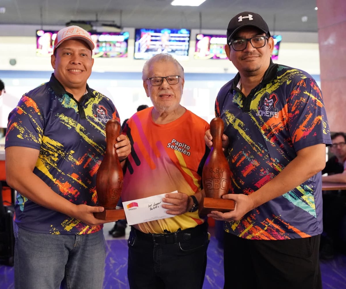 López y Zaiter se Imponen en el Torneo de Boliche para Padres del SBC