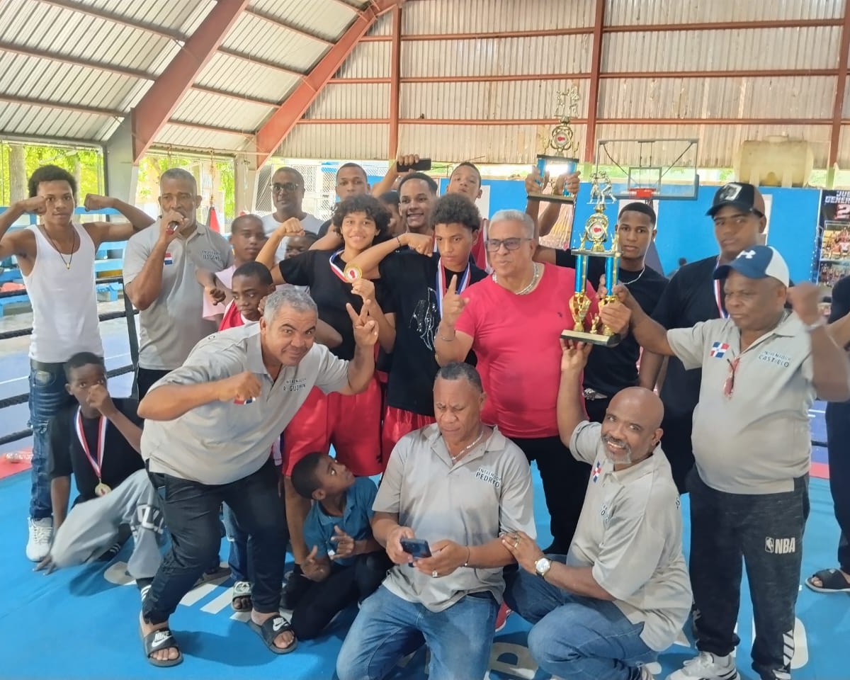 Clubes Luis Caba y Julito López triunfan en el XIV Torneo de Boxeo de Novatos PSD