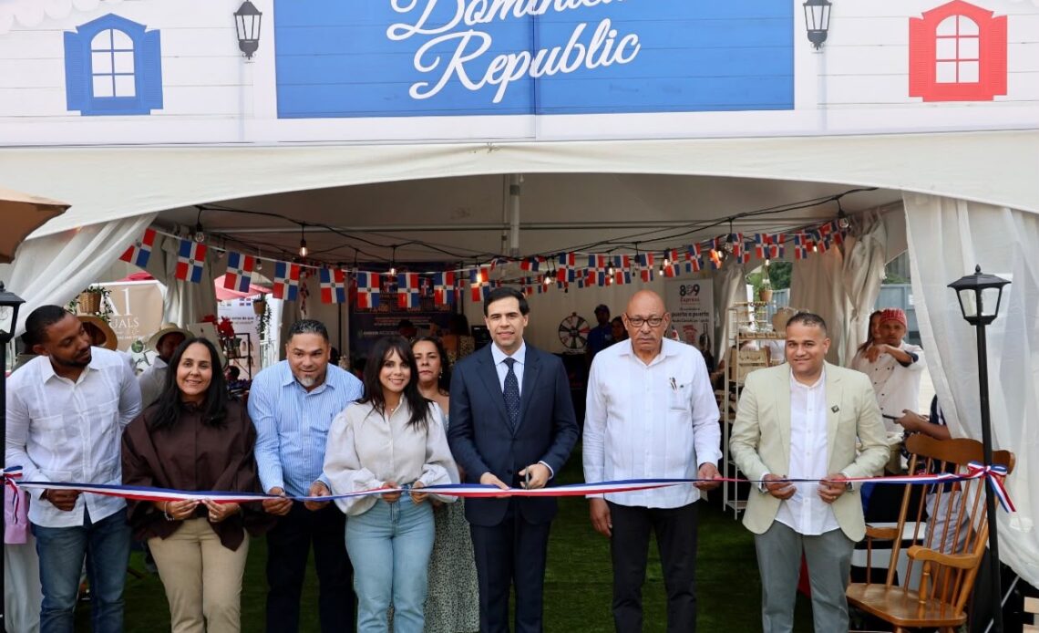La Cultura Dominicana Destaca en Toronto como País Invitado de Honor del PanamFest