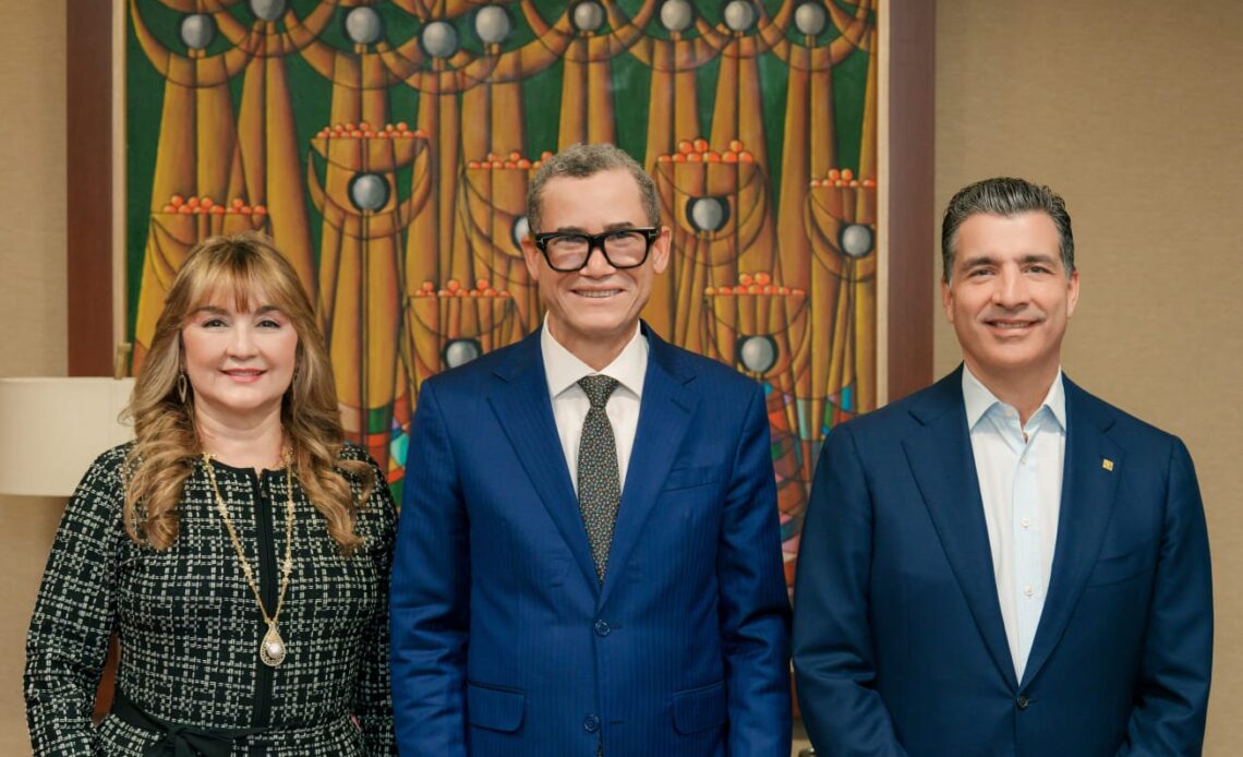 Eddy Olivares examina la estrategia tecnológica y el desarrollo de talento del Banco Popular