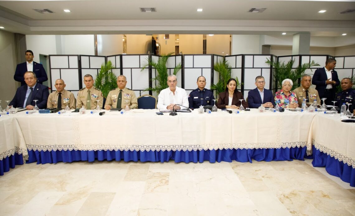 Fiscal Nacional Chileno Asiste a Reunión de Seguridad en República Dominicana