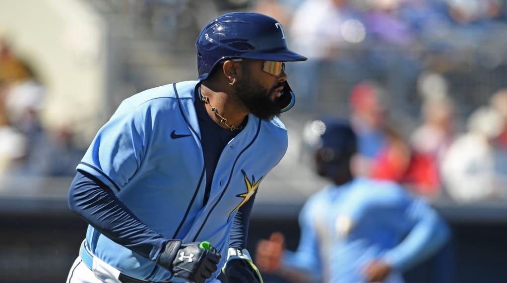 Paliza Ofensiva de los Rays de Tampa Bay Abruma a los Azulejos de Toronto