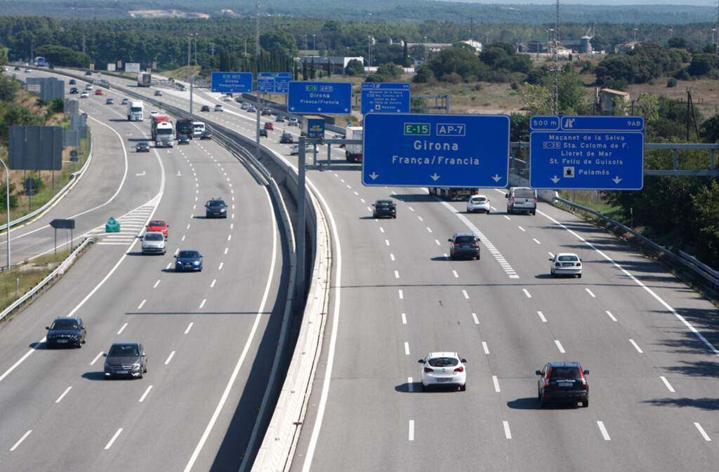 El Ministerio de Transportes invertirá más de 500 millones de euros en la ampliación de la AP-7 en Cataluña