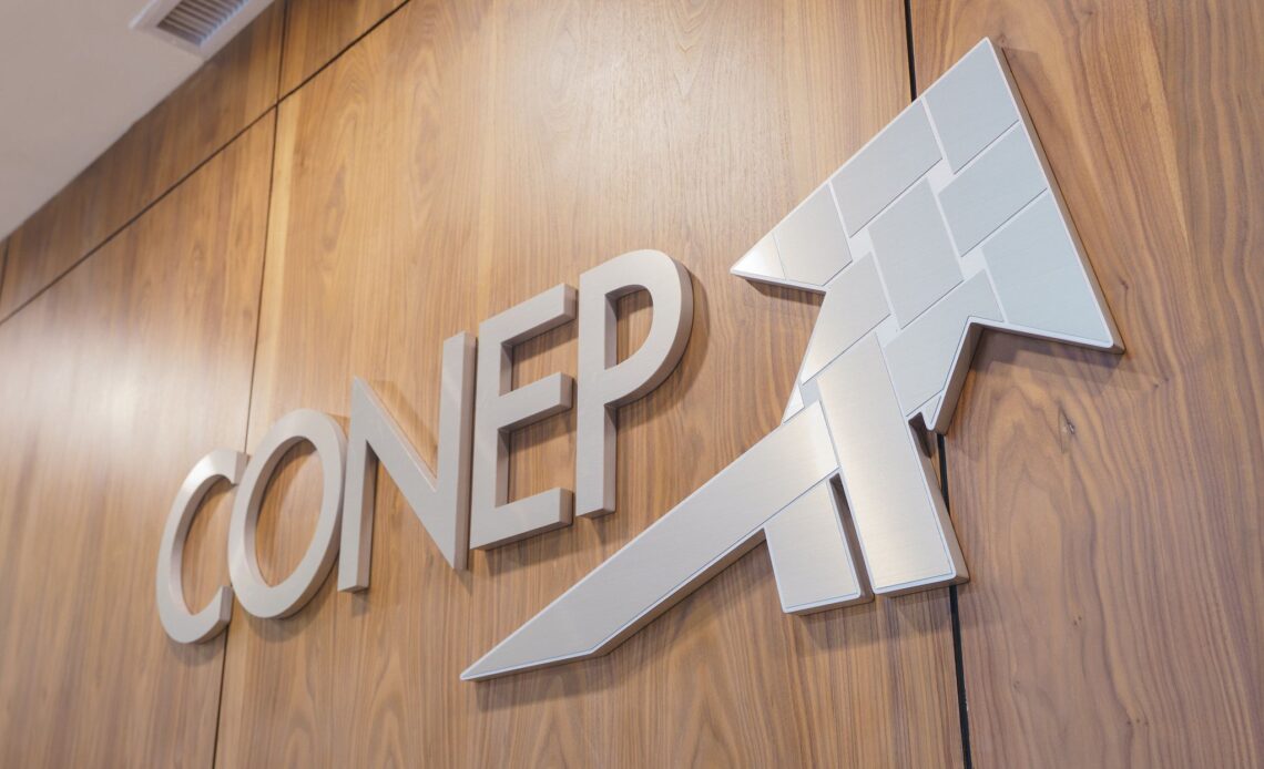 CONEP Examina Efecto de Aranceles Estadounidenses en Exportaciones Dominicanas