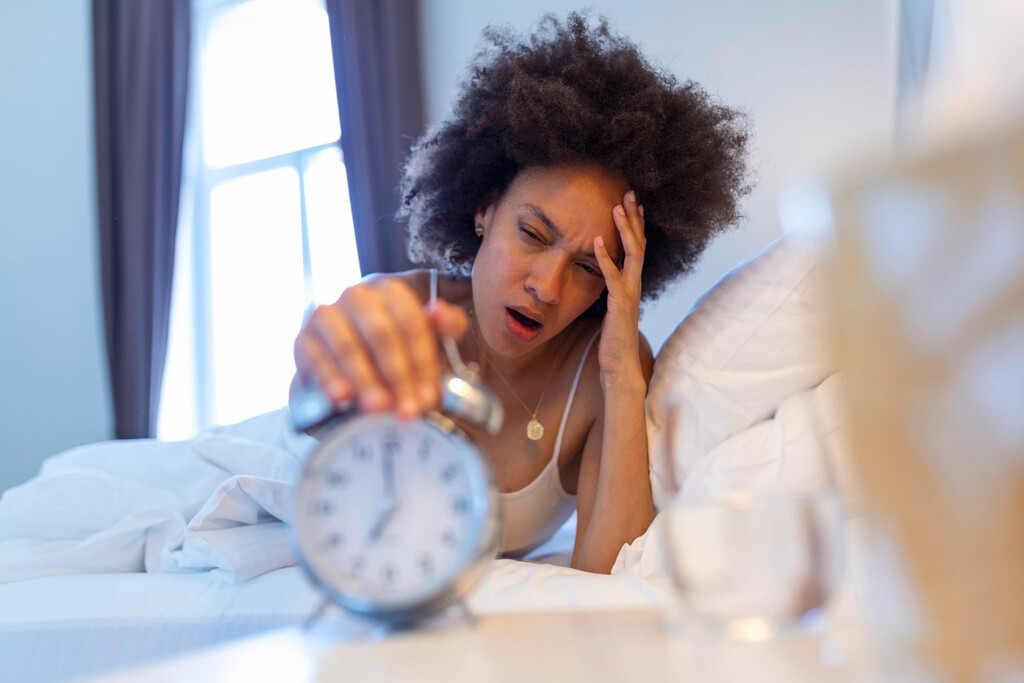 El Impacto del Calor en el Sueño: Por Qué Nos Despertamos Cansados Aunque Hayamos Dormido