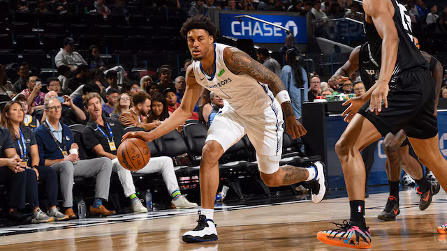 Yaxel Lendeborg Destaca con 14 Puntos en Victoria de los Warriors en la Liga de Verano