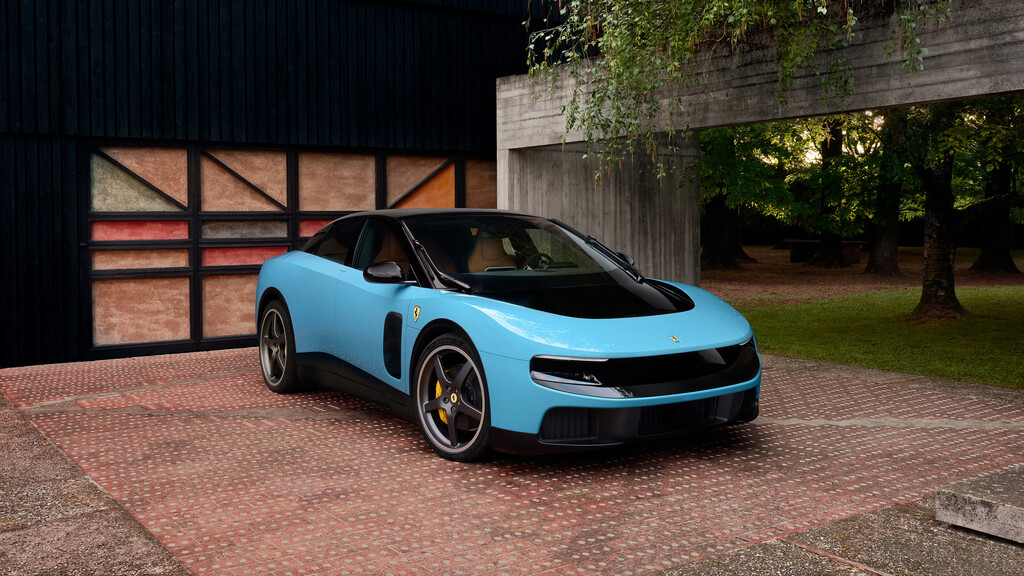 El Ferrari Luce: De la polémica a un éxito de ventas inesperado, agotando su producción inicial