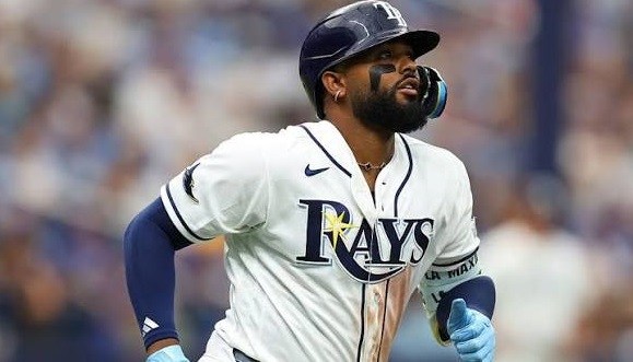 Caminero Retorna como Titular con los Rays Tras Alerta de Lesión en el Juego de Estrellas