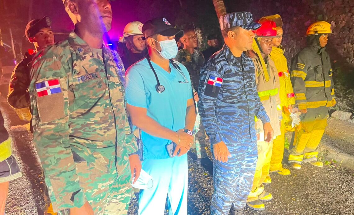 Incendio en ex-hotel RIU Mambo bajo control; actividad turística en Maimón sin alteraciones