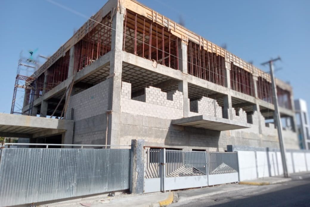 Trabajadores detienen actividades en hospital de Azua por falta de pago