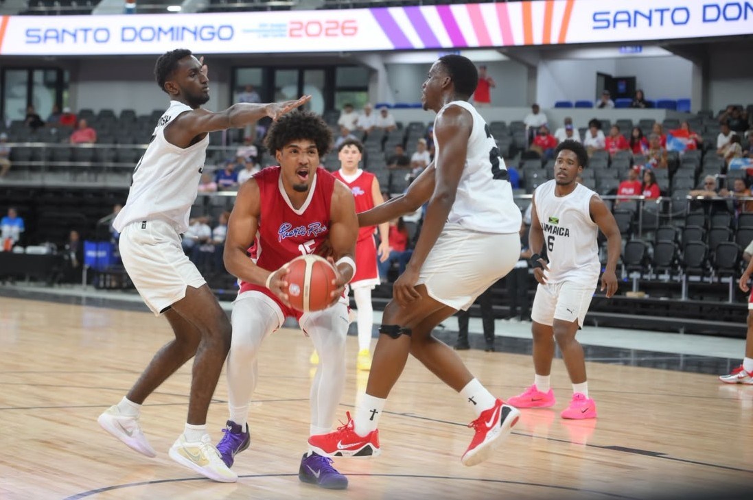 Puerto Rico Domina a Jamaica en el Arranque del Baloncesto Masculino