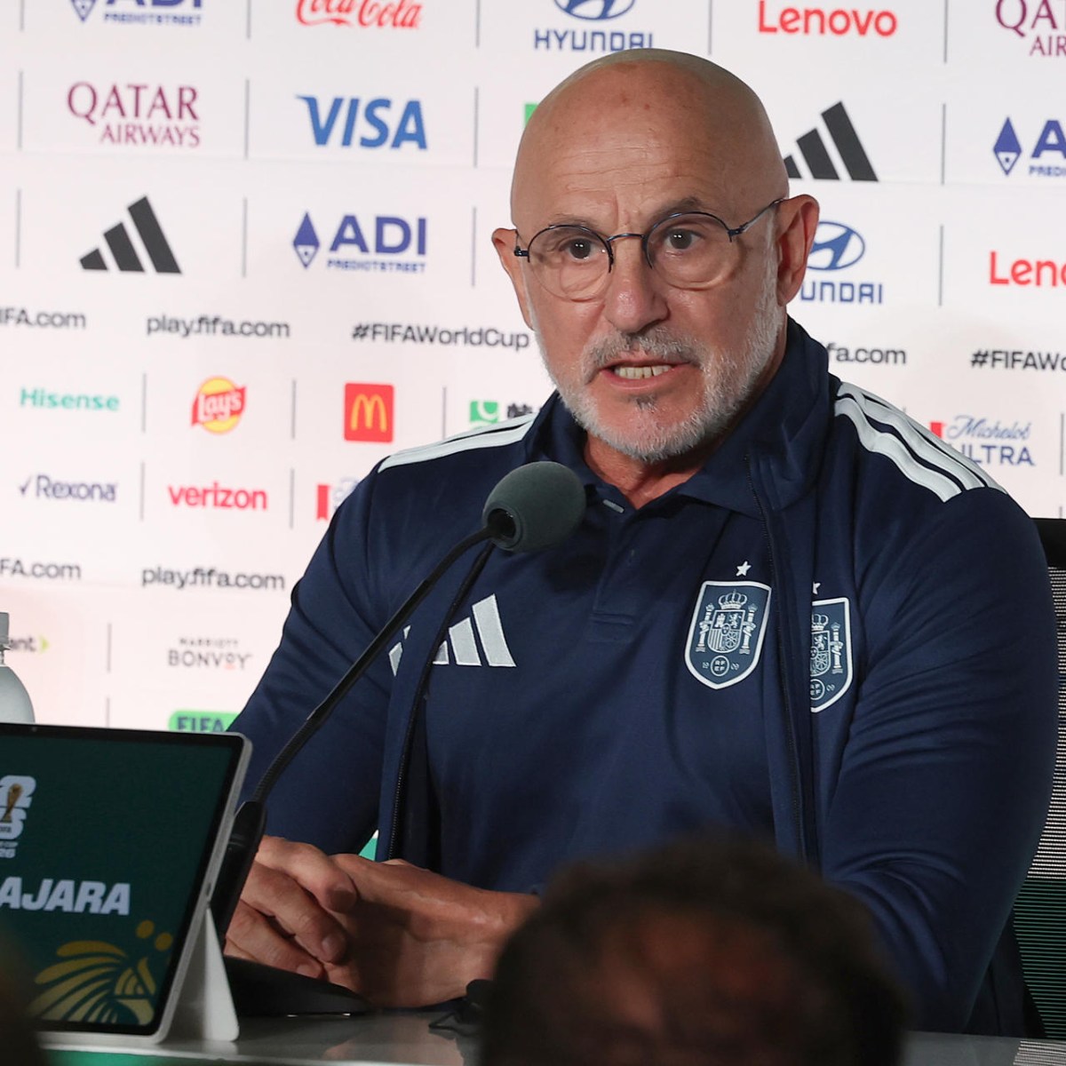 De la Fuente Enfatiza la Individualidad de Lamine Yamal Frente a las Comparaciones con Messi