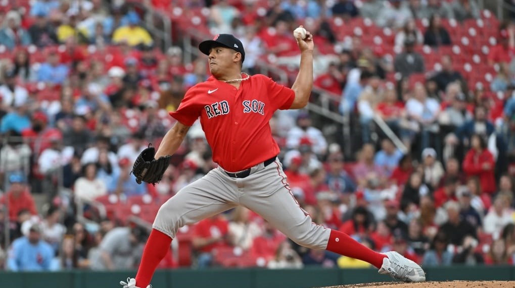 Los Medias Rojas Postergan el Retorno de Ranger Suárez