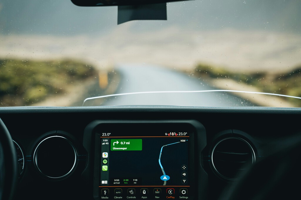 Adaptadores Inalámbricos CarPlay: Conectando tu iPhone al Coche Sin Cables