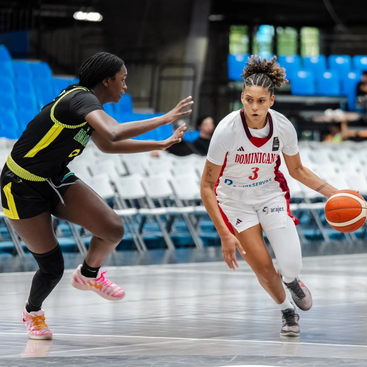 República Dominicana Inicia con Victoria Ajustada ante Bahamas en el Centrobasket Femenino 2026