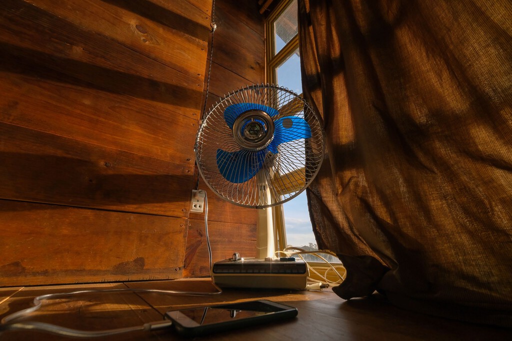 El uso del ventilador en altas temperaturas: cuándo es útil y cuándo puede ser contraproducente