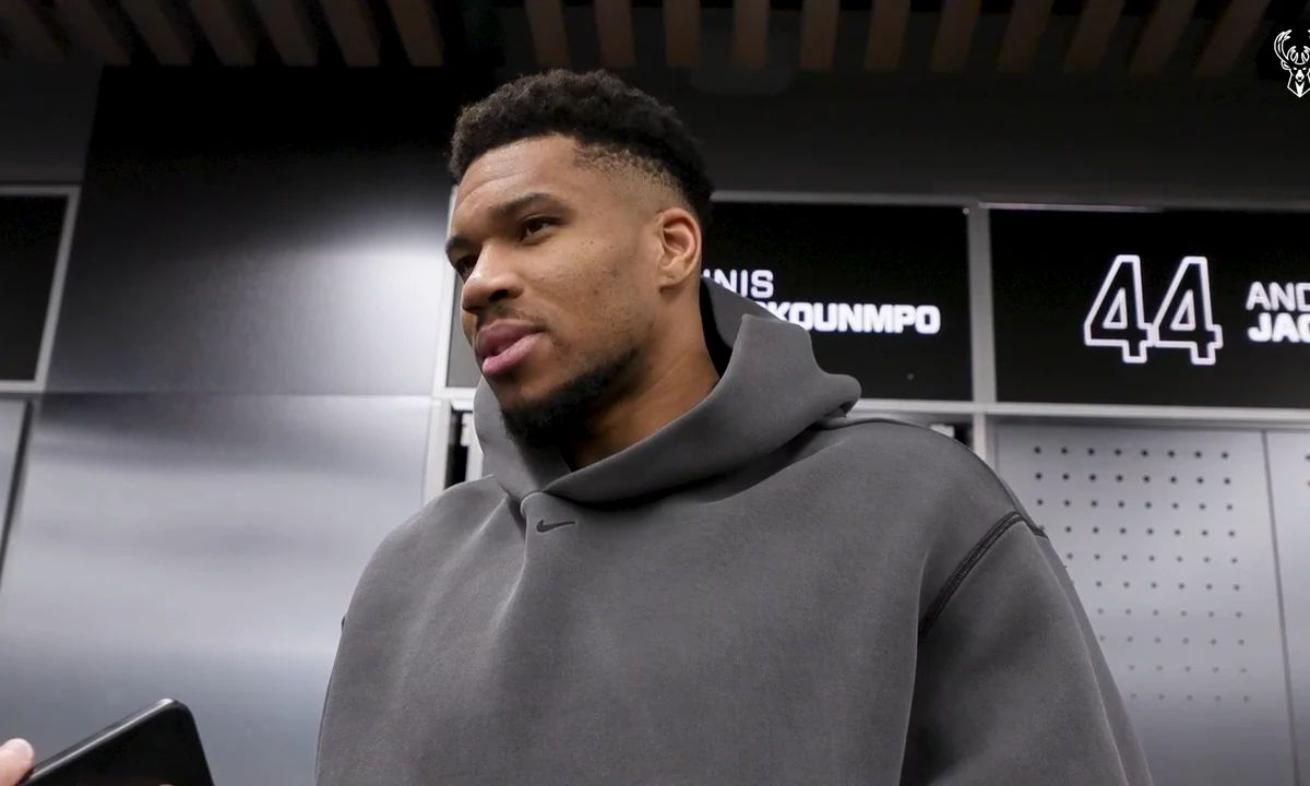 Giannis Antetokounmpo Contempla una Carrera como Entrenador en la NBA tras su Retiro
