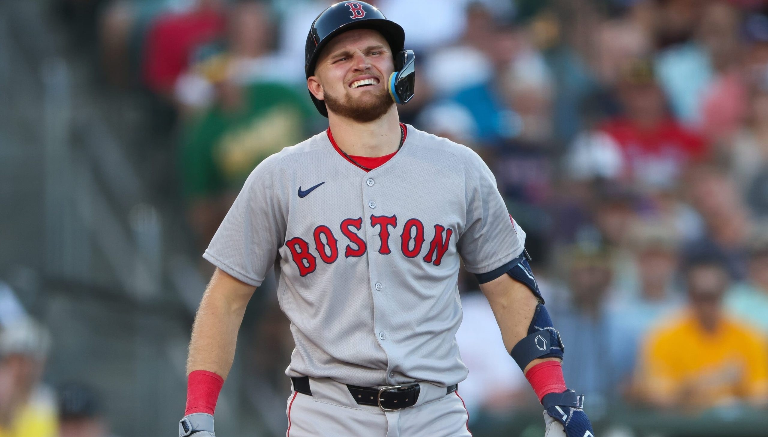 Curtis Mead de los Medias Rojas Inhabilitado por Fractura de Muñeca