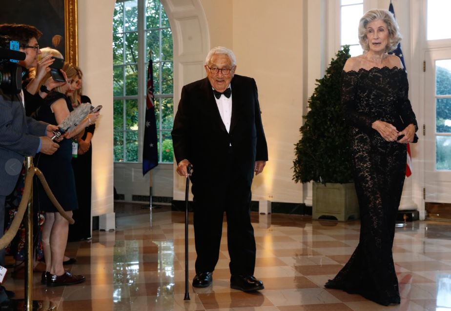 Fallece Nancy Kissinger: Reconocida Filántropa y Viuda de Henry Kissinger