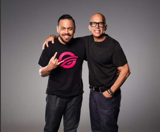 La Oreja Media Group Conmemora 15 Años de Trayectoria y Colaboración con Grandes Nombres de la Música Dominicana