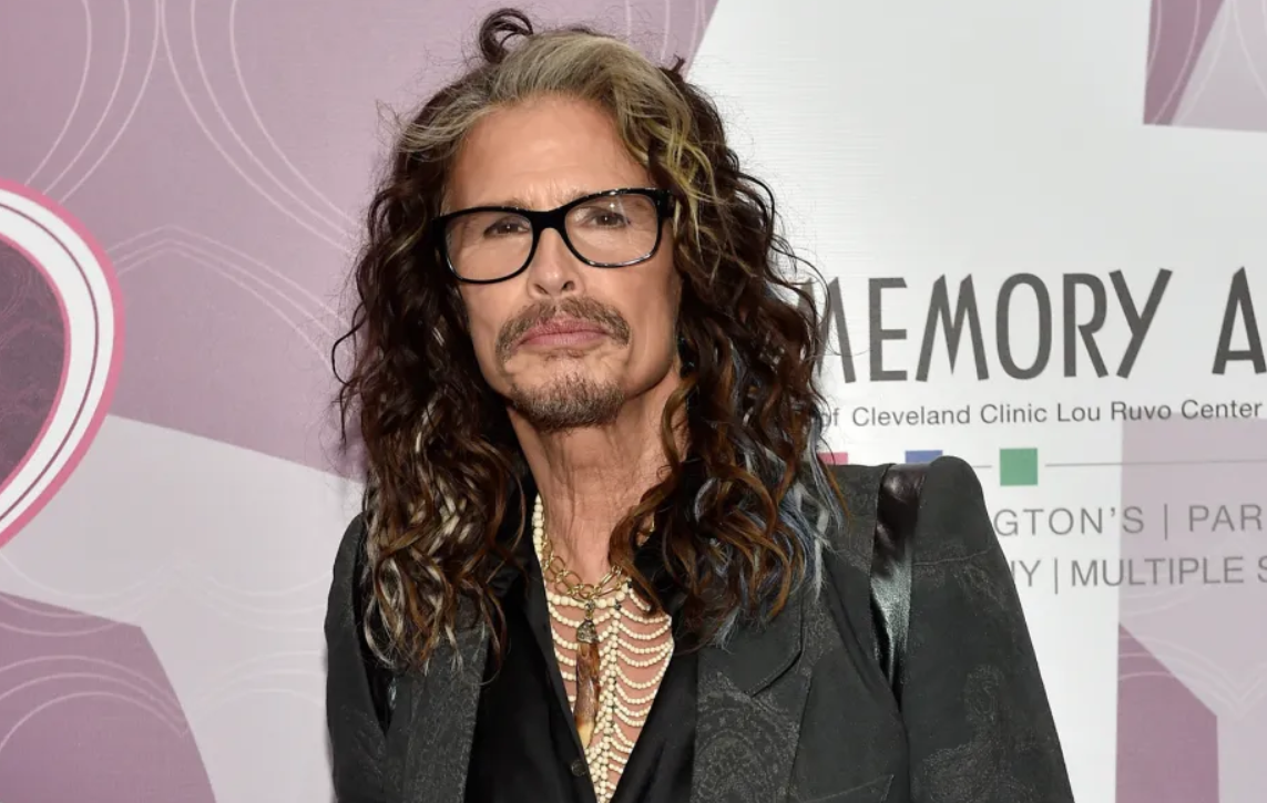 Steven Tyler logra victoria legal clave antes del juicio por acusación de abuso sexual de una menor en los años 70