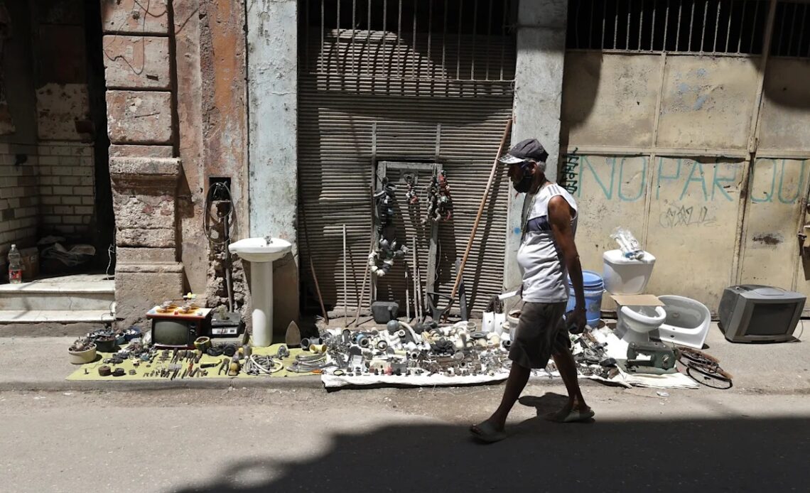 Las Dificultades Cotidianas en Cuba: Un Reflejo de la Crisis Generalizada