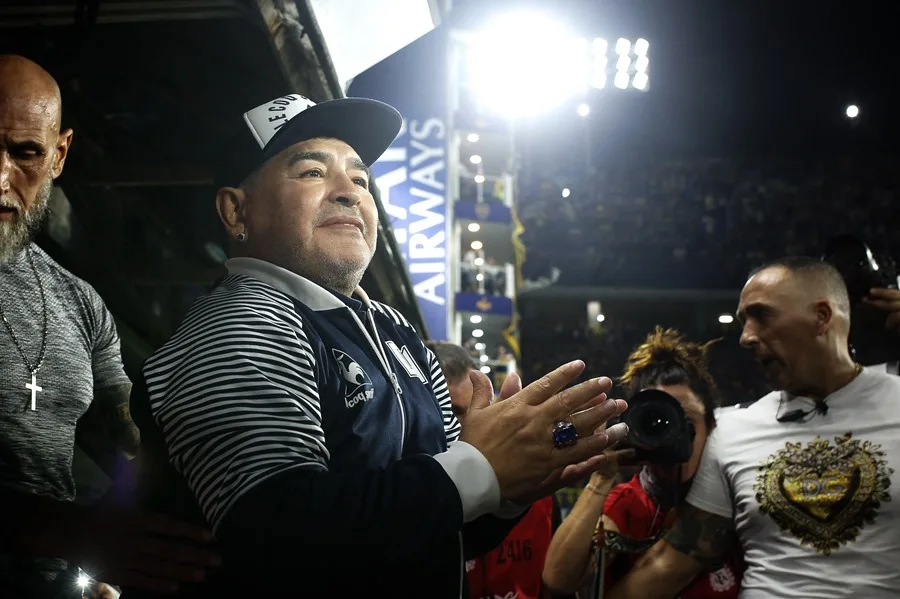 Experto Forense Afirma que Maradona Manifestó Síntomas de Falla Cardíaca Previo a su Deceso