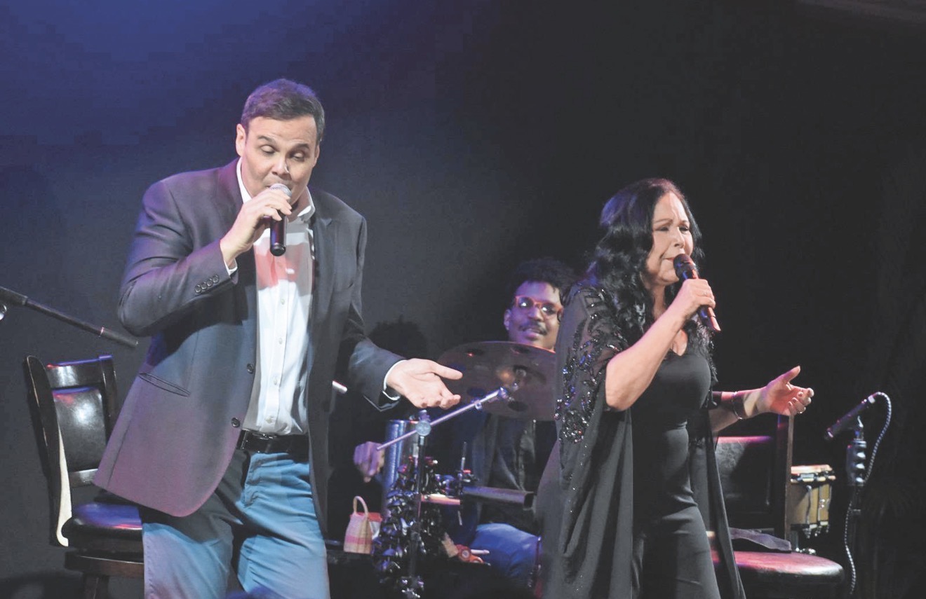 Frank Ceara y Adalgisa Pantaleón Llevan su Espectáculo ''Íntimo'' a Santiago