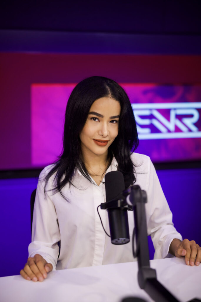Massiel Taveras Ofrece Declaraciones Exclusivas en ''Esto No es Radio'': ''El Adversario se Incomodó en Cannes''