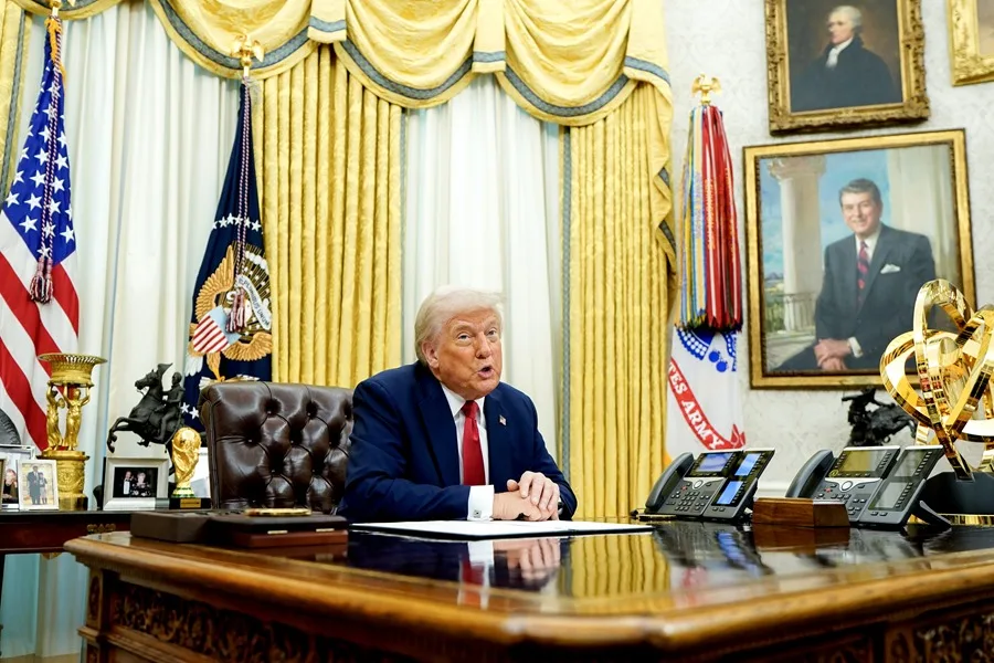 Trump Cuestiona a Periodista de CNN, la Tilda de ''Irrespetuosa'' y le Pide Silencio