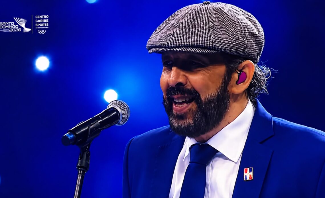 Juan Luis Guerra Interpreta ''Canto a la Patria'' en el Cierre de Santo Domingo 2026