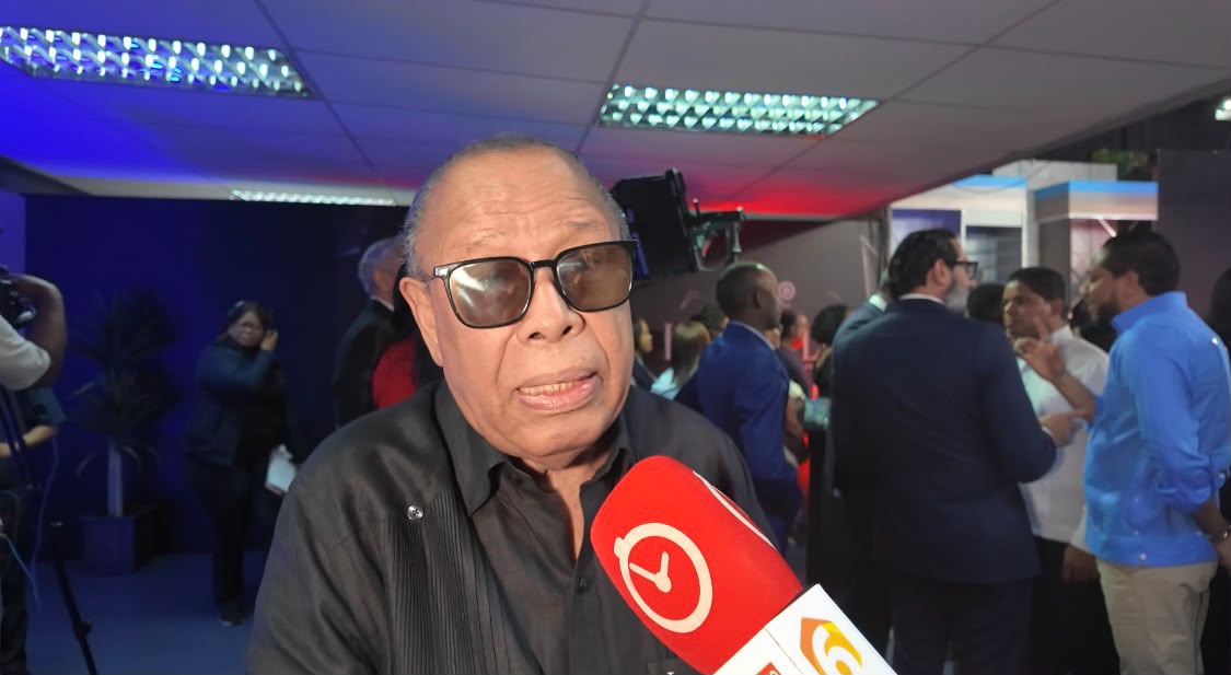 Joseph Cáceres Destaca la Popularidad y Potencial Político de Santiago Matías