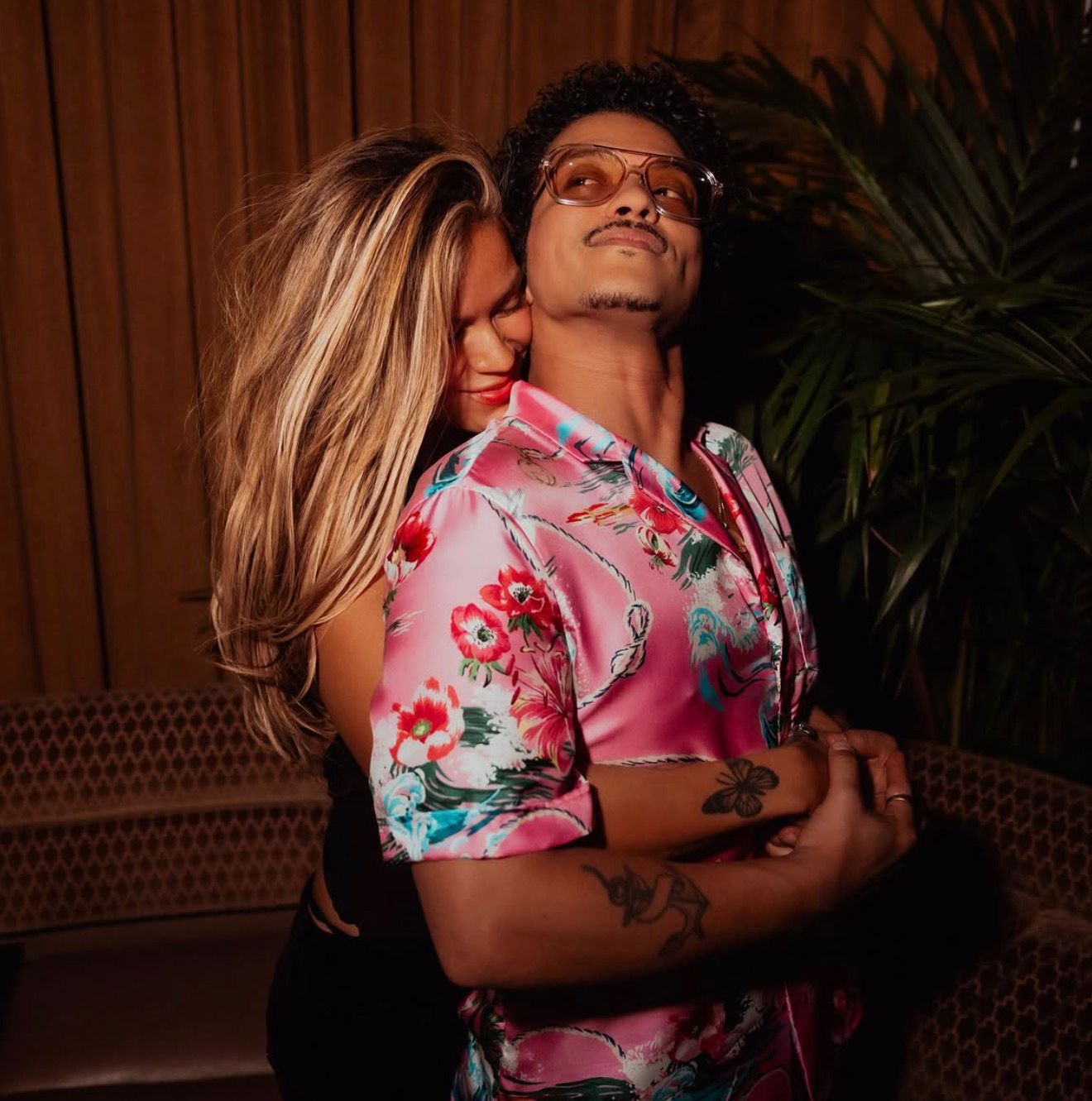 Análisis: ¿Estrategia de Marketing Emocional en la Colaboración de Bruno Mars y Karol G?