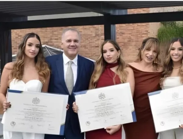 Familia de trillizas colombianas comparte dolor tras el hallazgo sin vida de Isabella