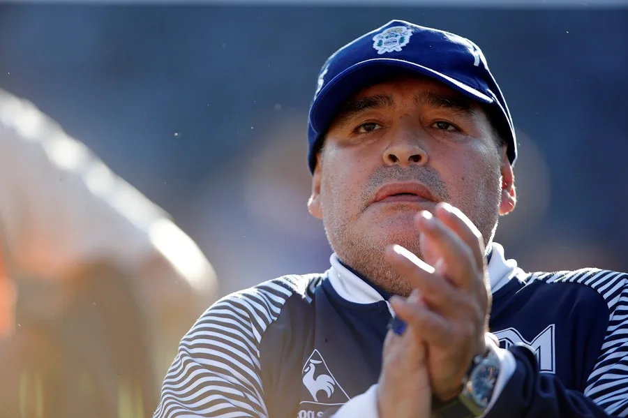 Especialista en Nefrología Confirma que Maradona Padecía Enfermedad Renal Crónica