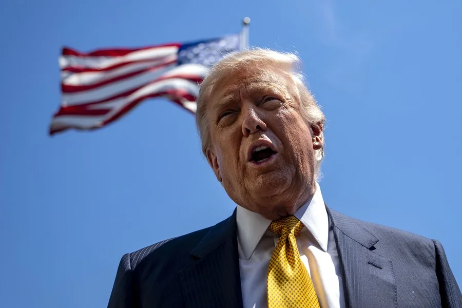 Administración Trump Elimina Financiamiento Federal para Transición de Género en Menores