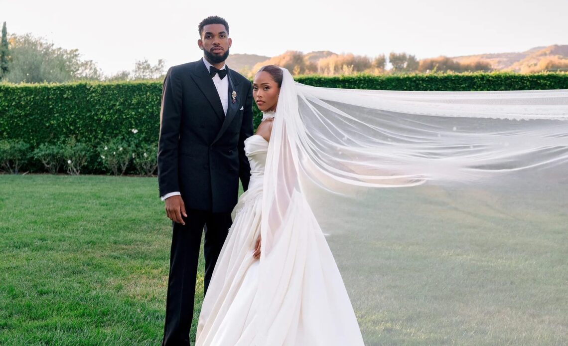 Vogue Weddings difunde imágenes inéditas del enlace matrimonial entre Jordyn Woods y Karl-Anthony Towns