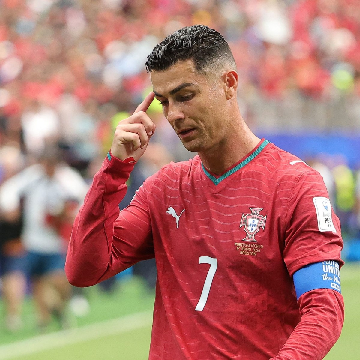 Cristiano Ronaldo Envía Condolencias a Lionel Messi por el Fallecimiento de su Padre