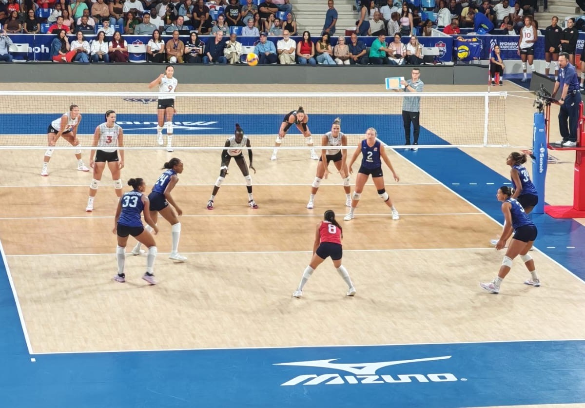 Canadá Supera a Estados Unidos en Cinco Sets y Lidera el Grupo A del Campeonato Norceca